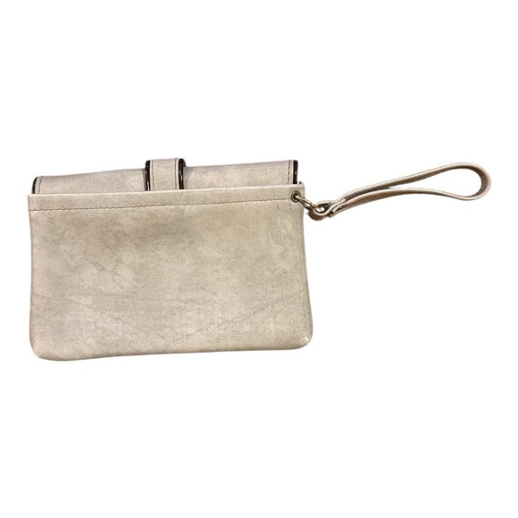 🧡 5 for $25 🧡 Elegant Cream Clutch Bag - Picture 2 of 3